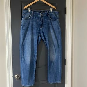 Lucky Brand 38 x 32 221 Straight Jeans